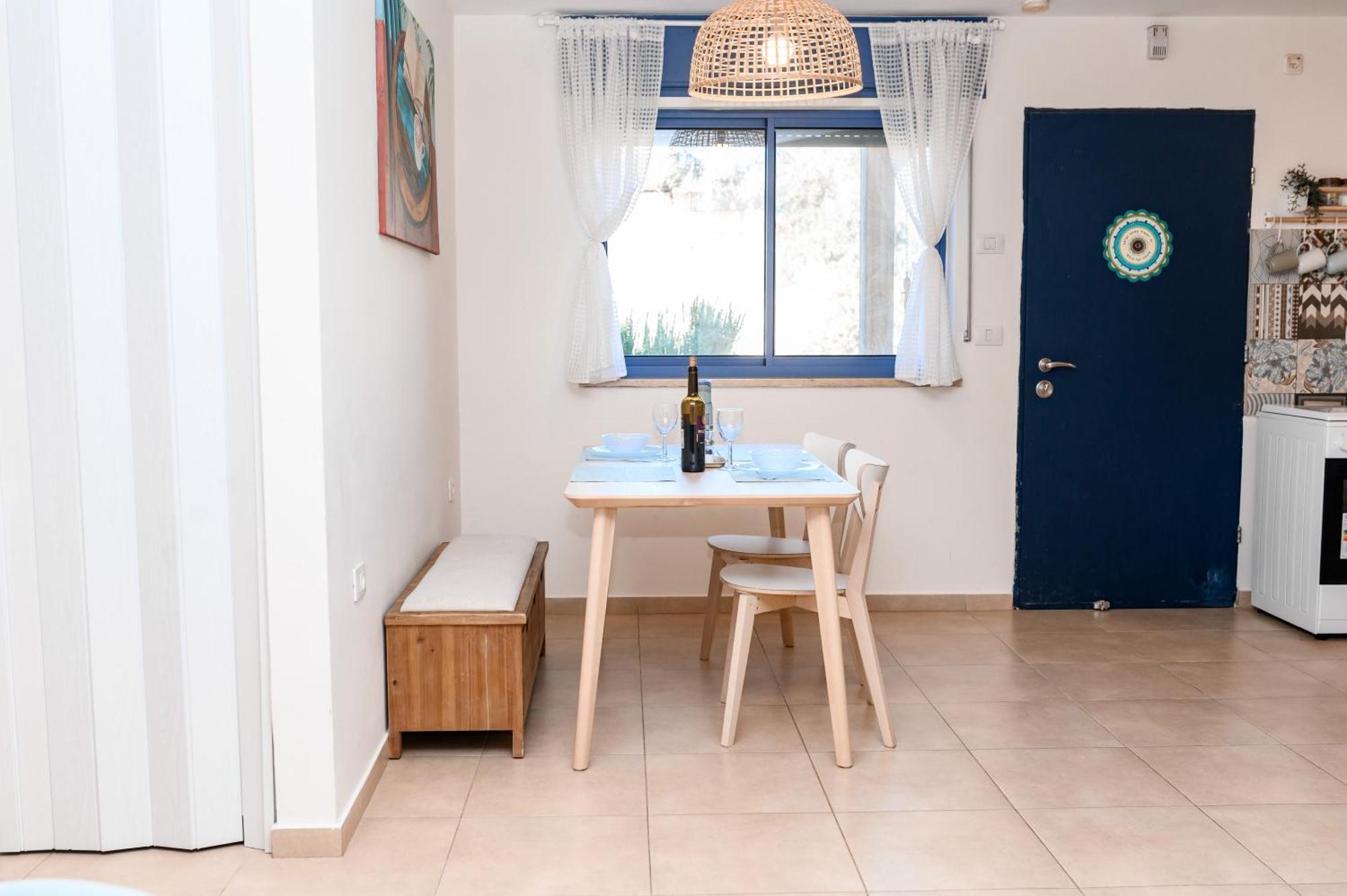 אתנחתא- משפחתי - Etnachta- A Family Hosting Unit Apartment Yeroham